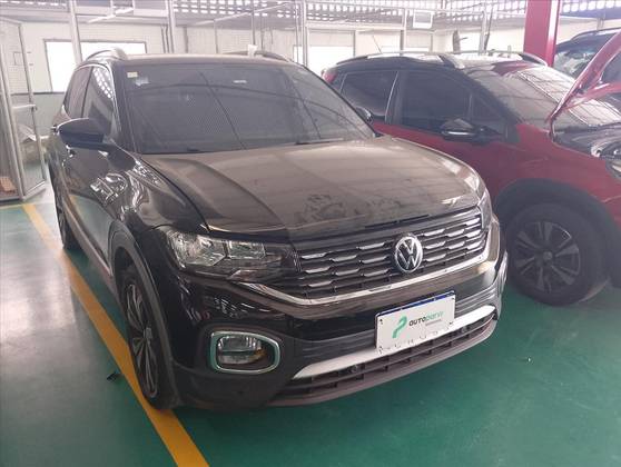VOLKSWAGEN T-CROSS 1.4 250 TSI TOTAL FLEX HIGHLINE AUTOMÁTICO